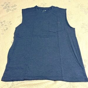 Gap fit Sleeveless Shirt For Men Size Medium